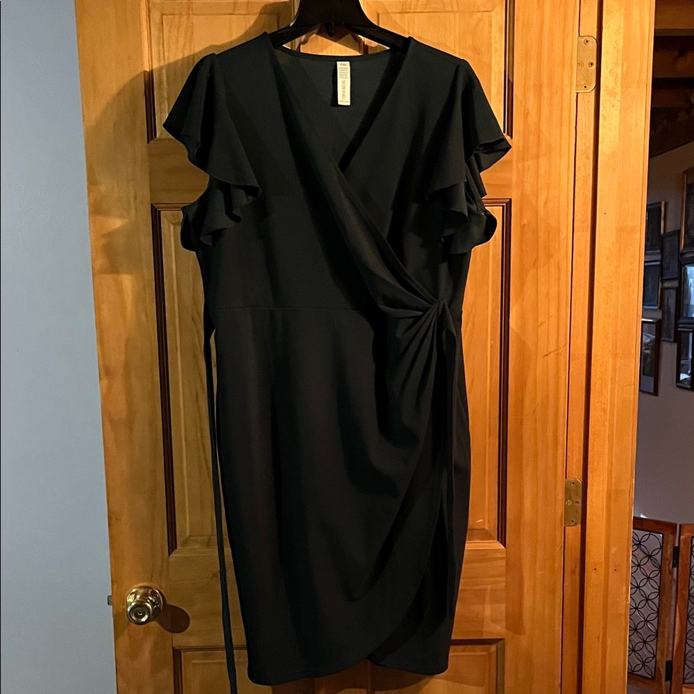 Elegant Green Wrap Dress
